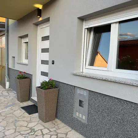 Apartament A & N With Free Private Parking Pula