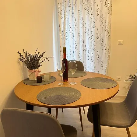 A & N With Free Private Parking * Pula