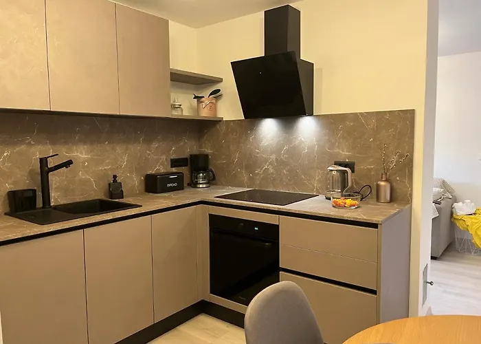 A & N With Free Private Parking